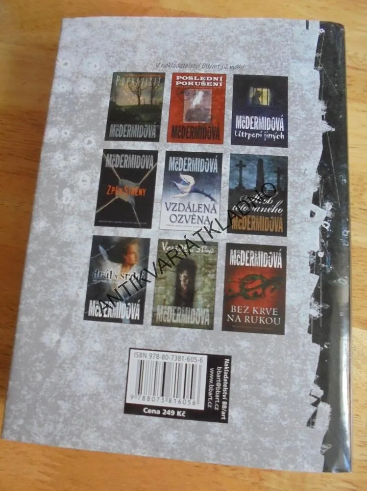 TEMNÉ STRUNY, VAL MCDERMIDOVÁ, **an