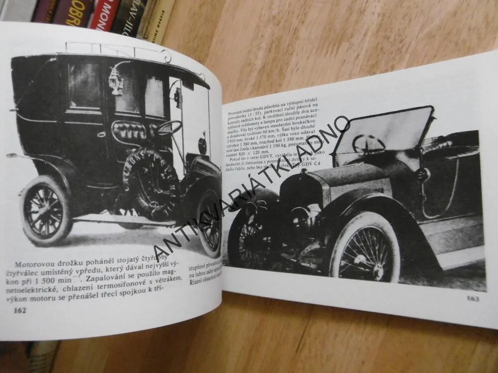 ATLAS NAŠICH AUTOMOBILŮ 1., ADOLF KUBA, **an