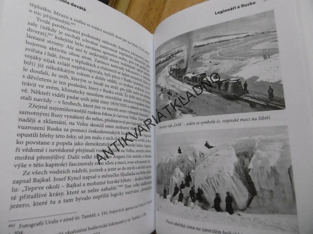OSTROVY V BOUŘI, DALIBOR VÁCHA, **an