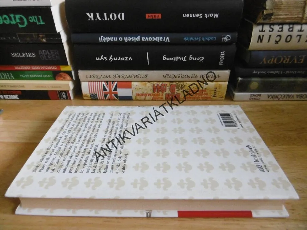 STROM JANIČÁŘŮ, JASON GOODWIN, **an