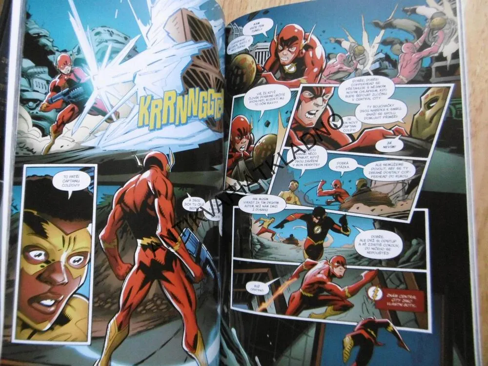 FLASH, KDYŽ ZMRZNE PEKLO, KOMIKS DC COMICS, **an