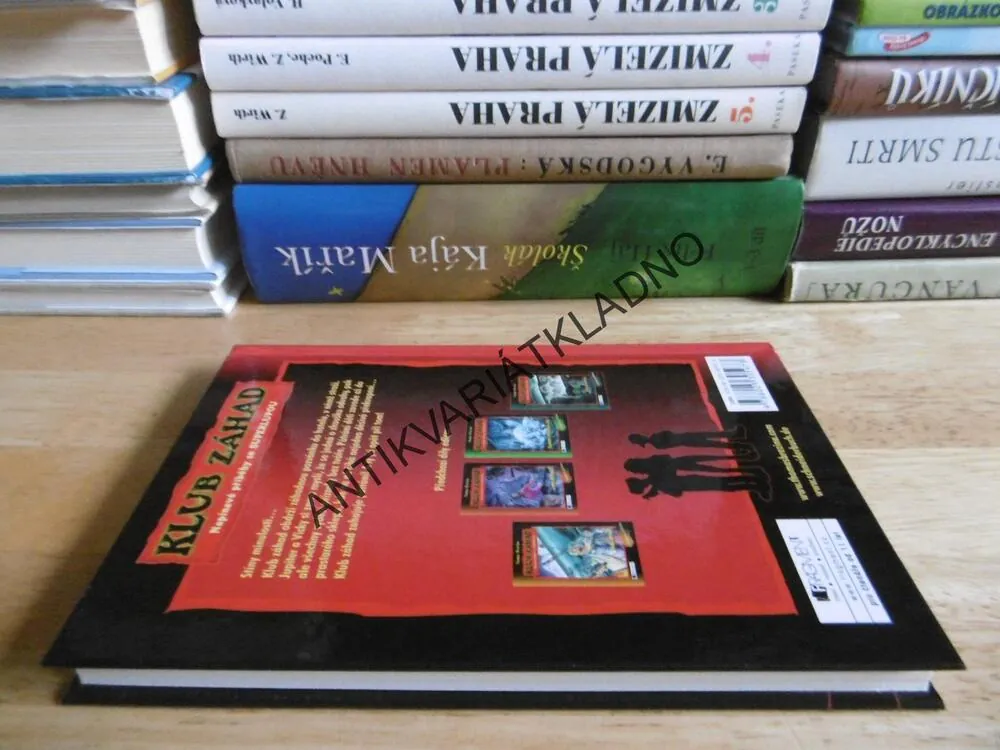 KLUB ZÁHAD, PŘÍZRAKY BEZ TVÁŘE, LUPA, THOMAS BREZINA, **an