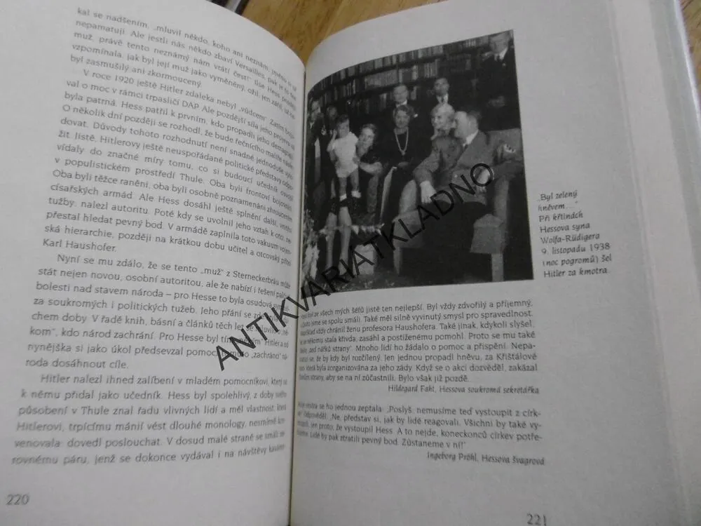 HITLEROVI POMOCNÍCI- GOEBBELS, GÖRING, HUMMLER, HESS, SPEER, DÖNITZ, GUIDO KNOPP, **an