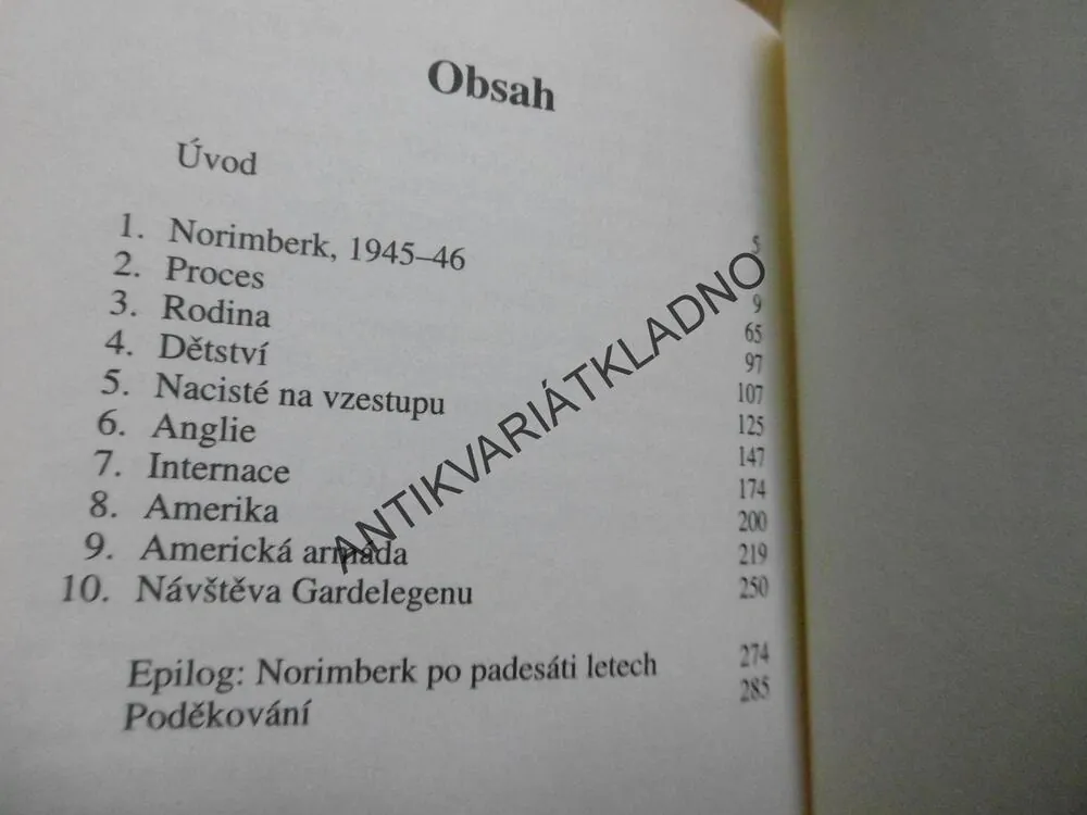 SVĚDEK Z NORIMBERKA, RICHARD W. SONNENFELDT, **an