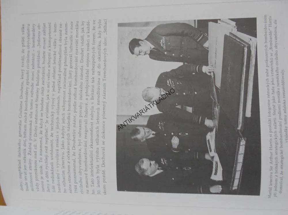 GUINNESSOVA KNIHA VÁLEČNÝCH OMYLŮ, 2.,G.REGAN, VÁLKA, BITVA, **an