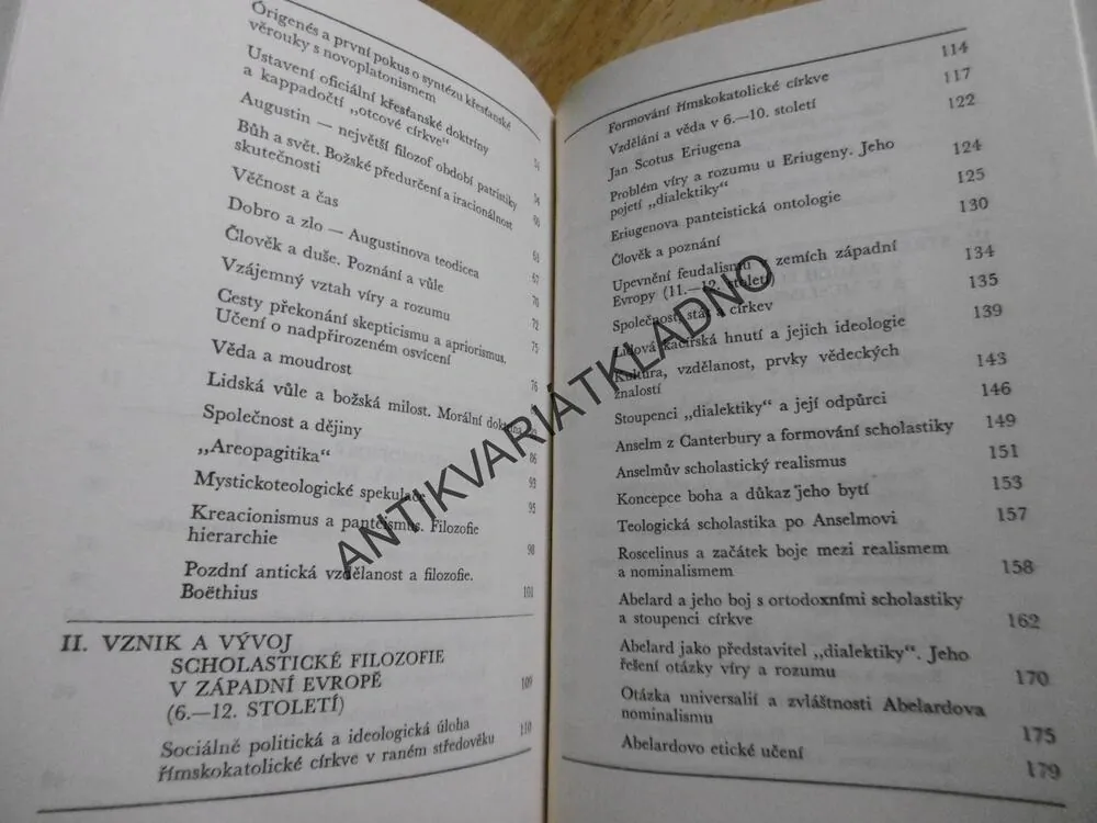 STŘEDOVĚKÁ FILOZOFIE, VASILIK VASILJEVIČ SOKOLOV, **an