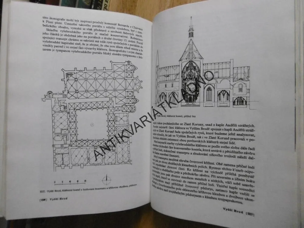 POČÁTKY A ROZMACH GOTICKÉ ARCHITEKTURY V ČECHÁCH, JIŘÍ KUTHAN, **an