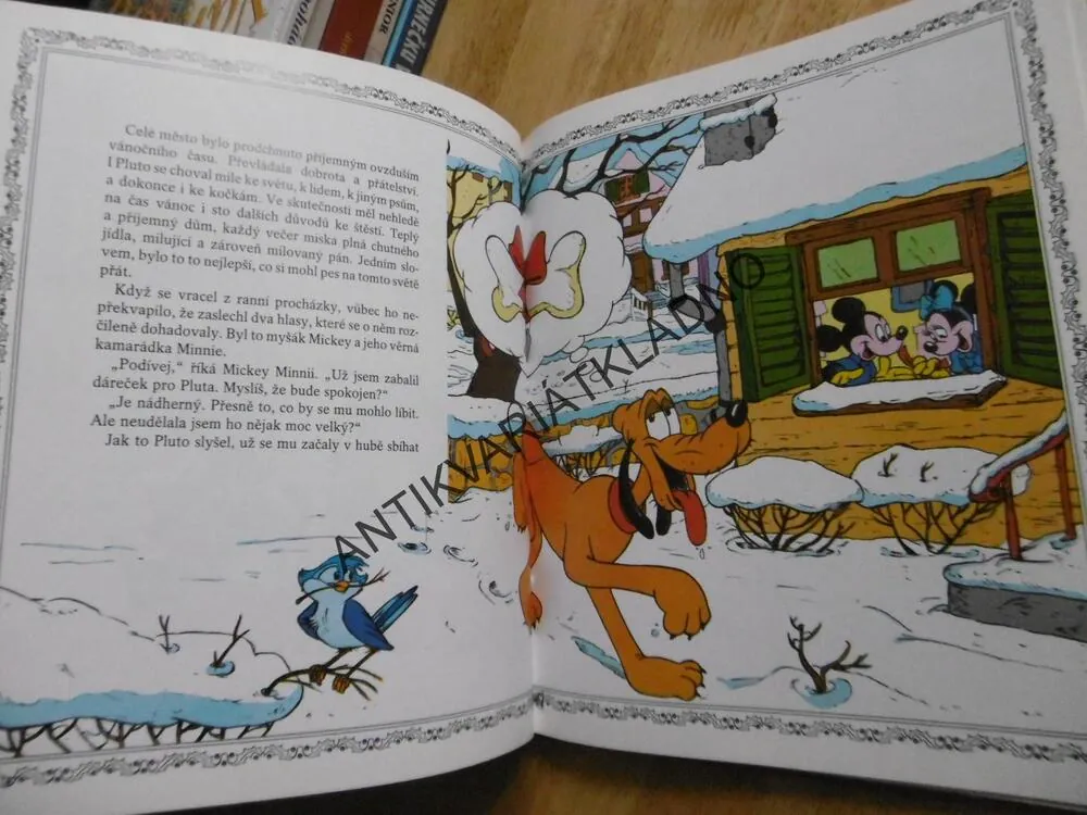 VESELÉ VÁNOCE, WALT DISNEY, **an