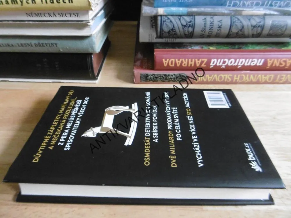 BRÁNA OSUDU, AGATHA CHRISTIE, **an