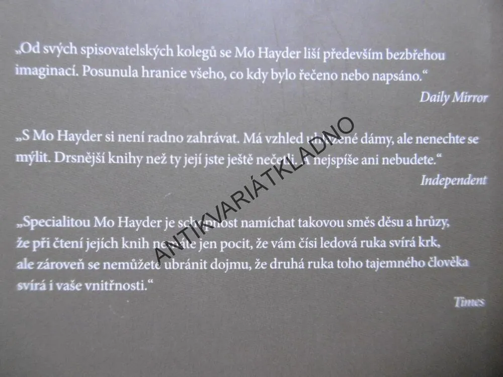 KŮŽE, MO HAYDER, **an