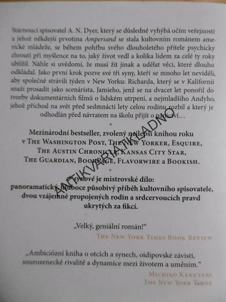 DAVID GILBERT A SYNOVÉ, **an