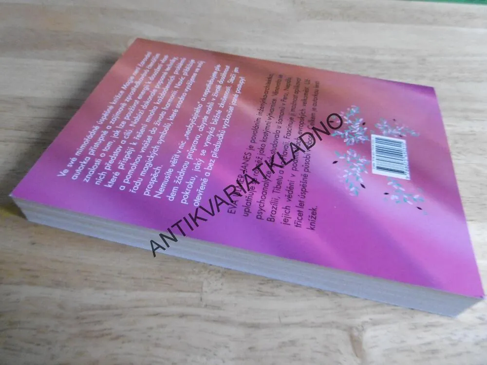 MAGIE NENÍ ČAROVÁNÍ, EVA ULMER-JANES, **an