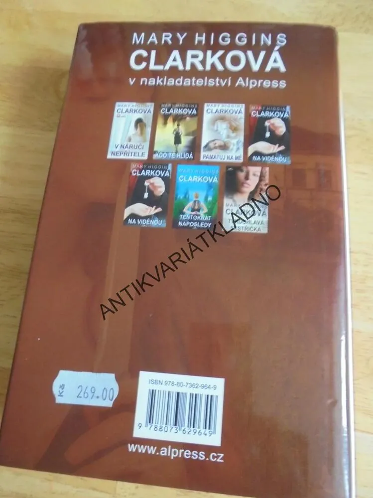 KRÁSA PŘINÁŠÍ SMRT, MARY HIGGINS CLARKOVÁ, **an