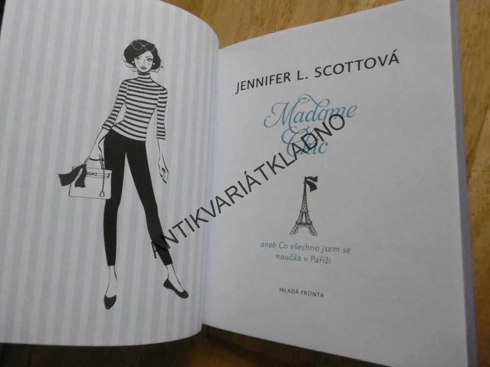 MADAME CHIC, JENNIFER L. SCOTTOVÁ, **an