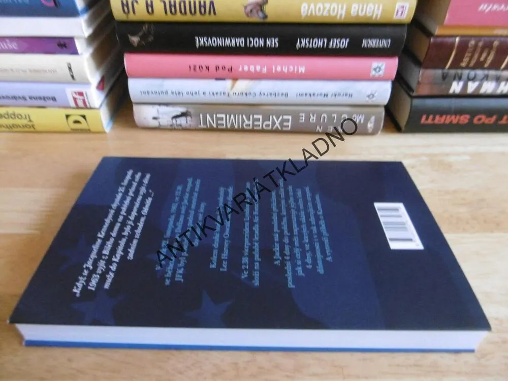 JACKIE, ČTYŘI DNY, KTERÉ JI ZMĚNILY ŽIVOT, MAUD GUILLAUMINOVÁ, **an