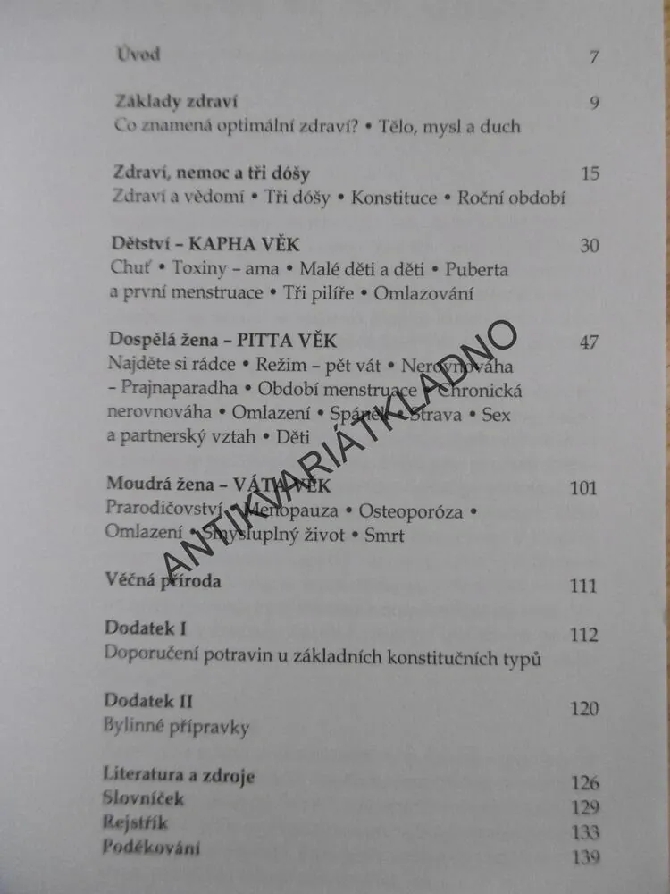ÁJURVÉDA PRO ŽENY, PRŮVODCE DLOUHOVĚKOSTÍ A ZDRAVÍM, ROBERT E. SVOBODA, **an