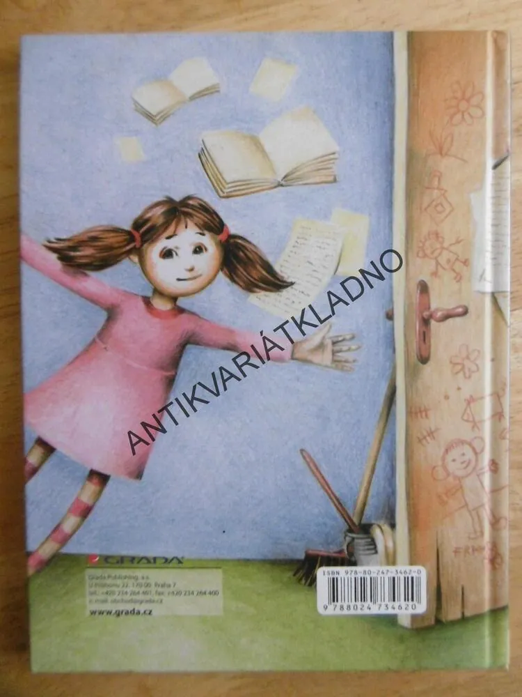KOUZELNÁ TŘÍDA, ZUZANA POSPÍŠILOVÁ, DRAHOMÍR TRSŤAN, PRVNÍ ČTENÍ, **an