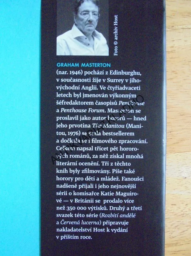 BÍLÉ KOSTI, GRAHAM MASTERTON,