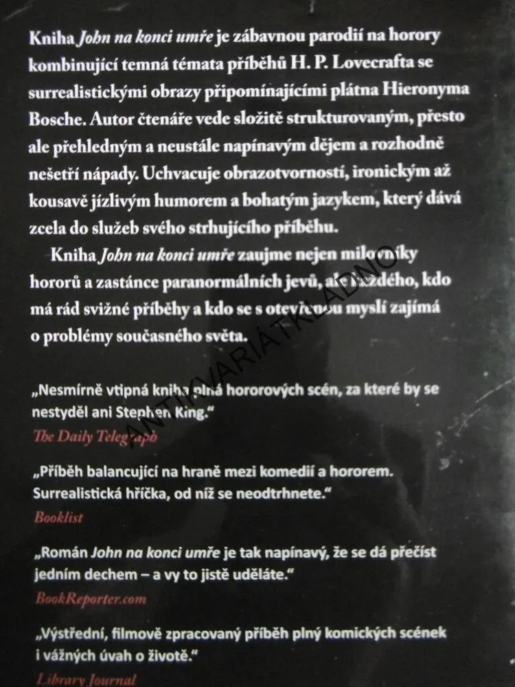 JOHN NA KONCI UMŘE, DAVID WONG, **an