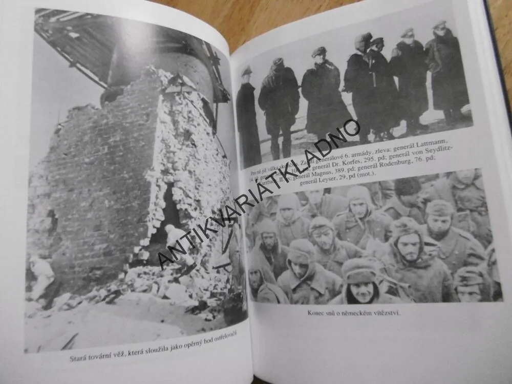 STALINGRAD, SLÁVA A PÁD 6. ARMÁDY, PAUL CARELL,**an