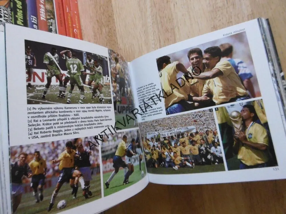 FOTBAL, 1001 FOTOGRAFIÍ, **an