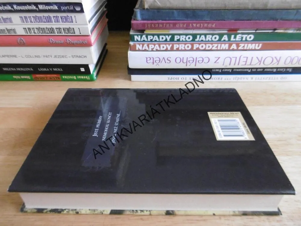 EVA LUNA, ISABEL ALLENDE, **an
