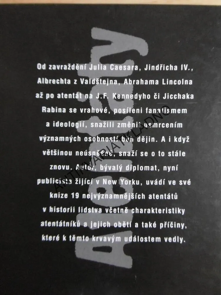 ATENTÁTY - VRAŽDY S ČISTÝM SVĚDOMÍM, JOGR VON UTHMANN, **an