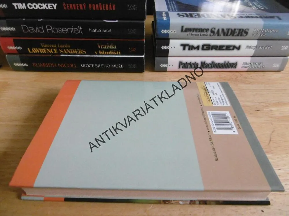 PRSTEN PRAVDY, NANCY PICKARDOVÁ, **an