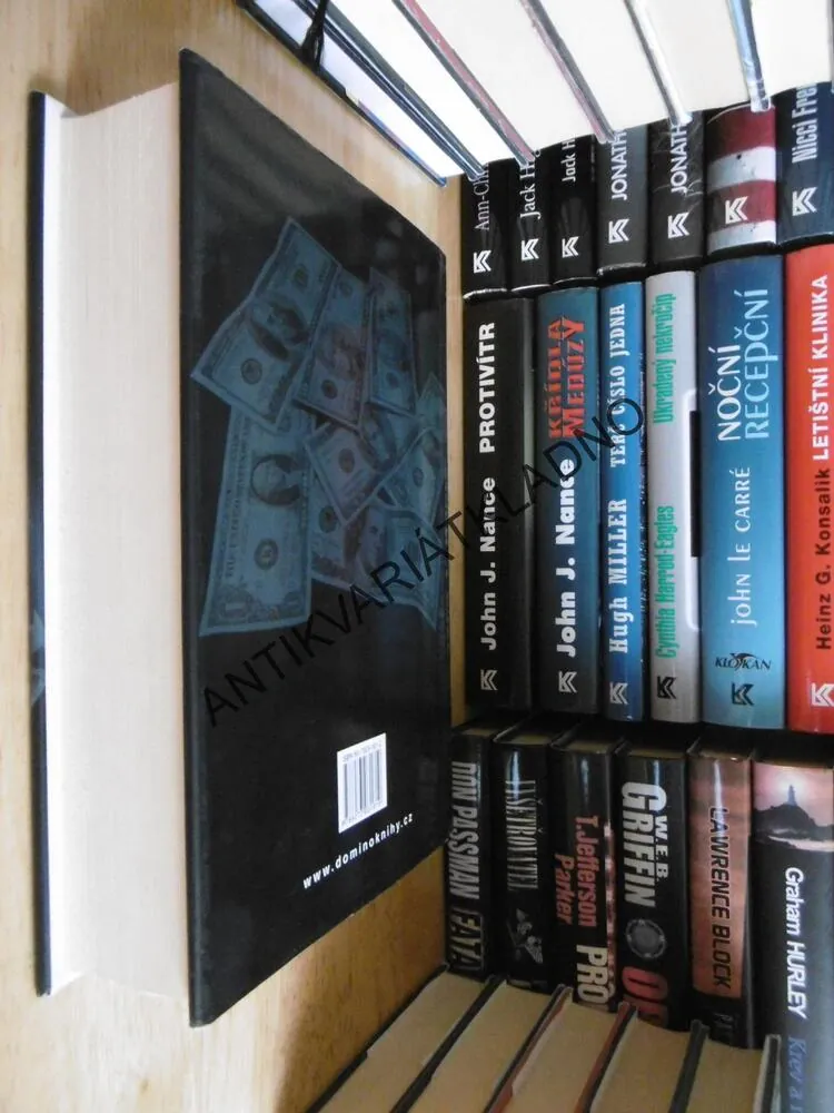 BULVÁRNÍ AMERIKA, JAMES ELLROY, **an