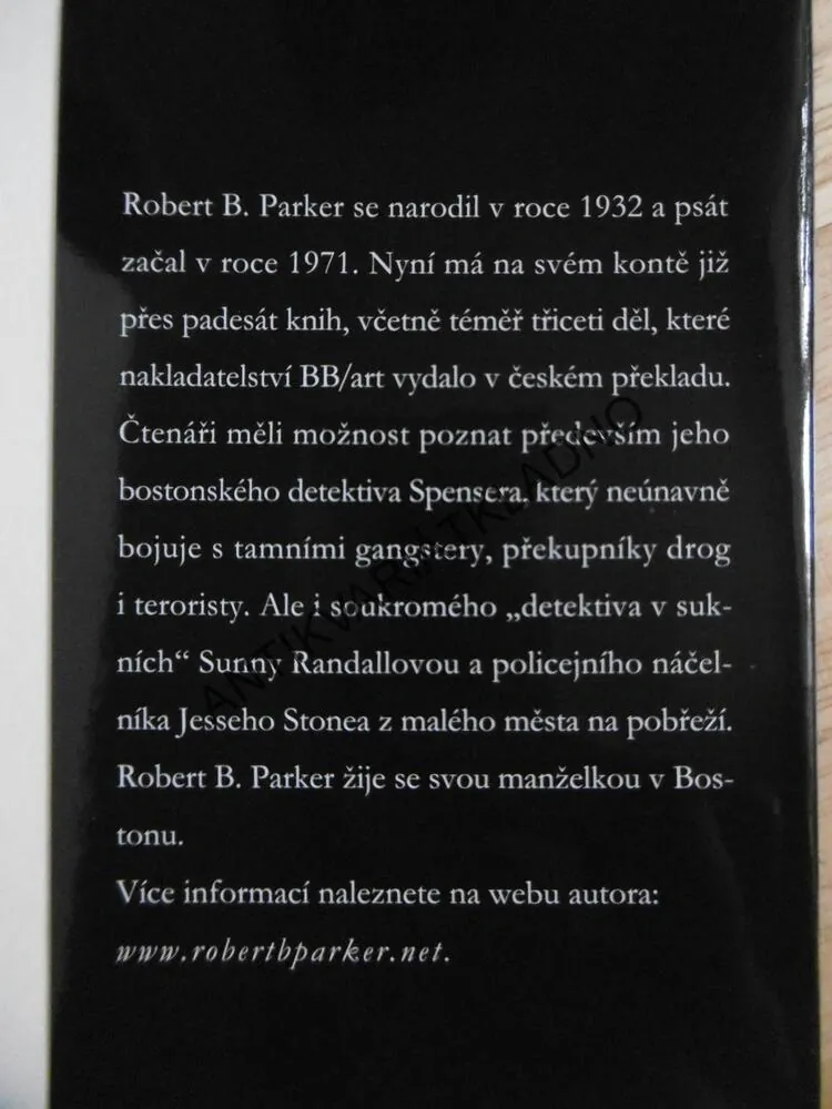VYSOKÉ SÁZKY, ROBERT B. PARKER, **an
