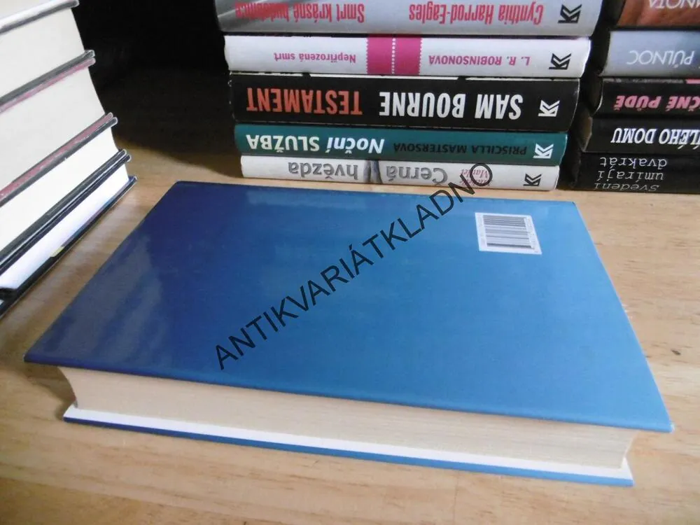 NOČNÍ RECEPČNÍ, JOHN LE CARRÉ, **an