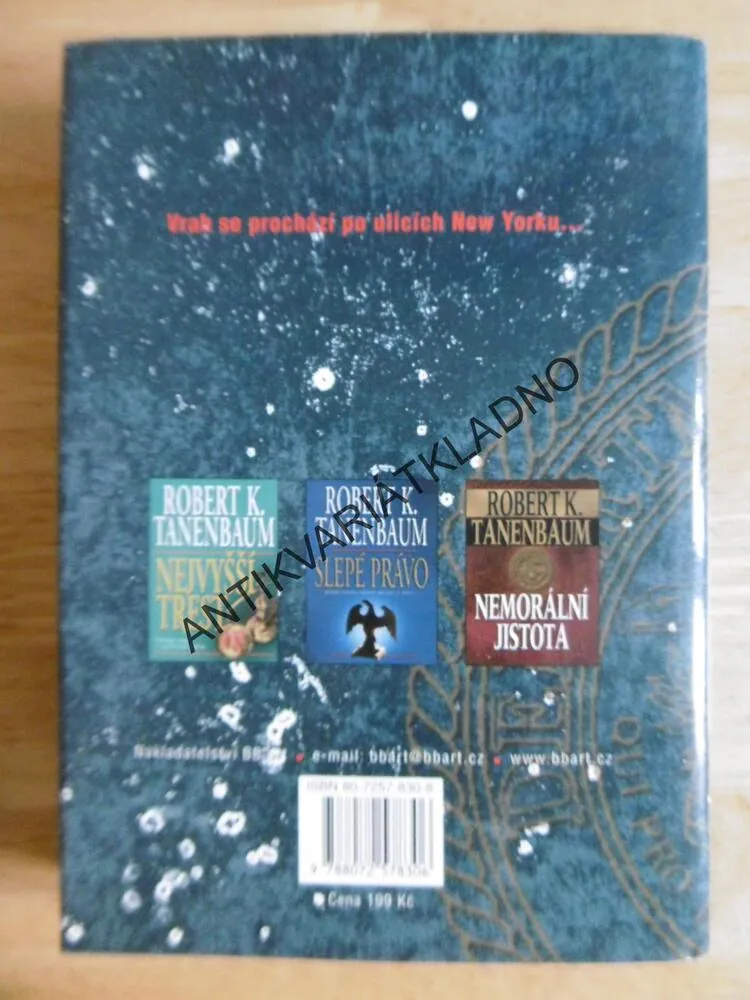 ODHALENÝ OMYL, ROBERT K. TANENBAUM, **an