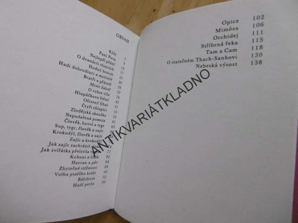 POHÁDKY RÝŽOVÝCH POLÍ, VIETNAMSKÉ POHÁDKY, **an