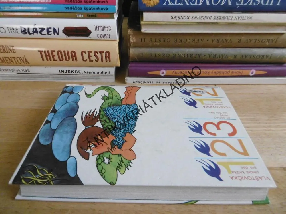 VLAŠTOVIČKA - PESTRÁ KNÍŽKA PRO DĚTI, SKOŘEPINKA MEZI ZVÍŘÁTKY, **an