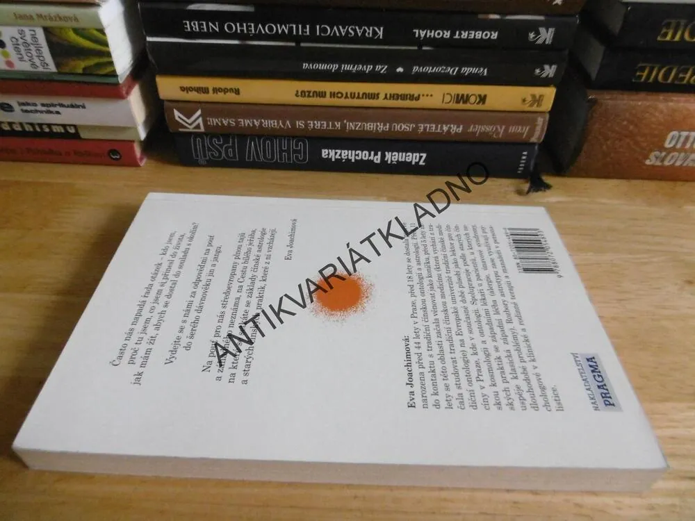 CESTA BÍLÉHO JEŘÁBA, EVA JOACHIMOVÁ, **an