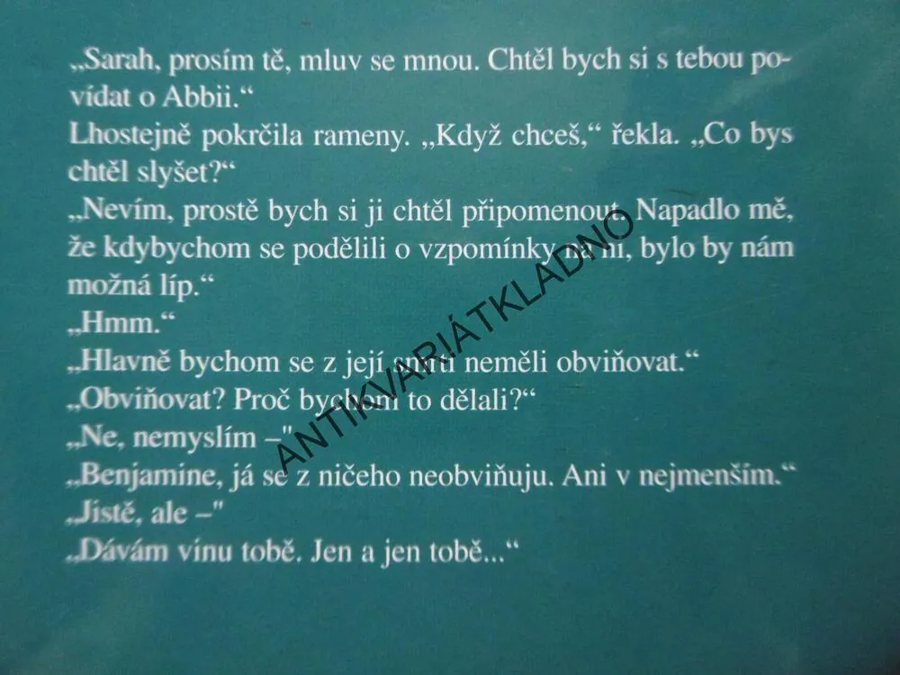 HRANICE ZOUFALSTVÍ, NICHOLAS EVANS, **an