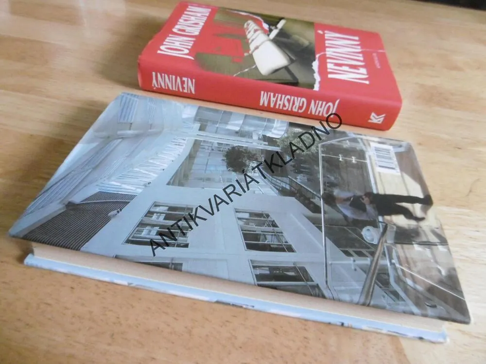 HVĚZDY SVÍTÍ Z VÝŠKY, SIDNEY SHELDON, **an