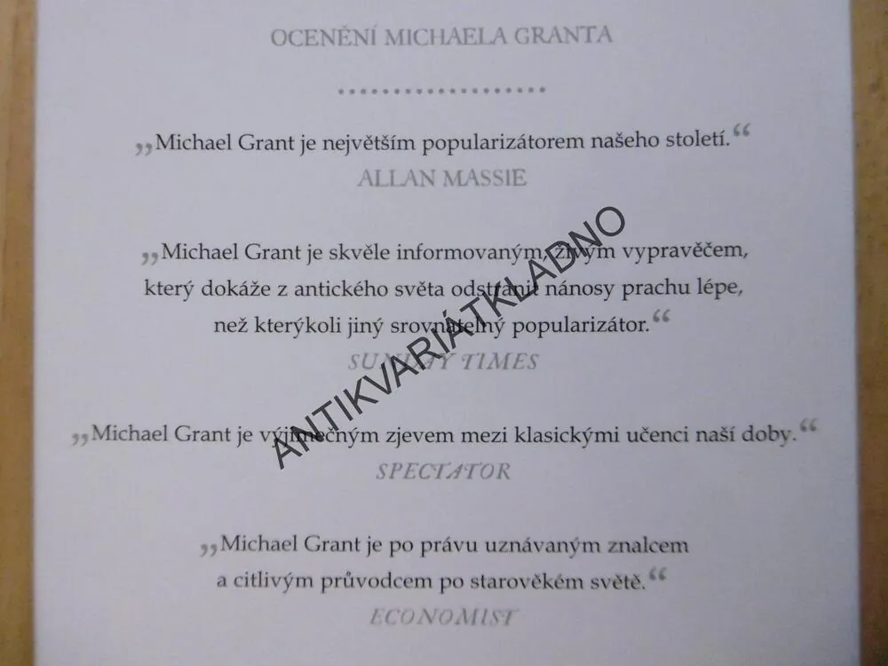PÁD ŘÍŠE ŘÍMSKÉ, MICHAEL GRANT, **an