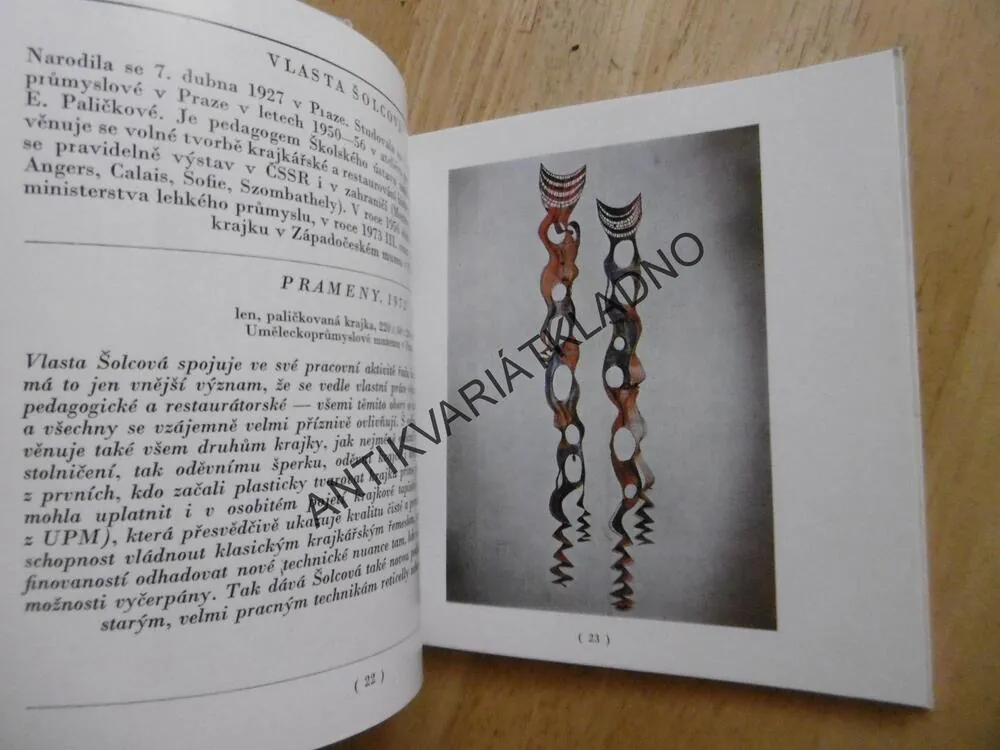SOUČASNÁ KRAJKA, LUDMILA KYBALOVÁ, SOUDOBÉ ČESKÉ UMĚNÍ
