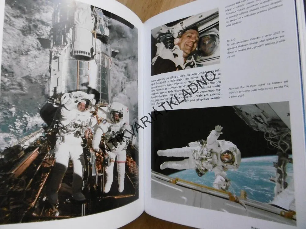 ČLOVĚK A VESMÍR, KOSMONAUTIKA,HISTORIE A SOUČASNOST, MARK TRAA, **an