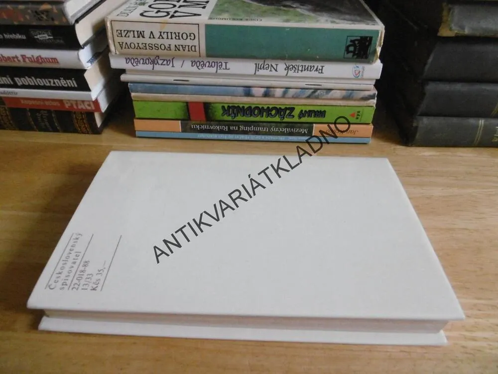 DOBŘE UTAJENÉ HOUSLE, JABLKO JE VINNO, MIROSLAV HORNÍČEK, **an
