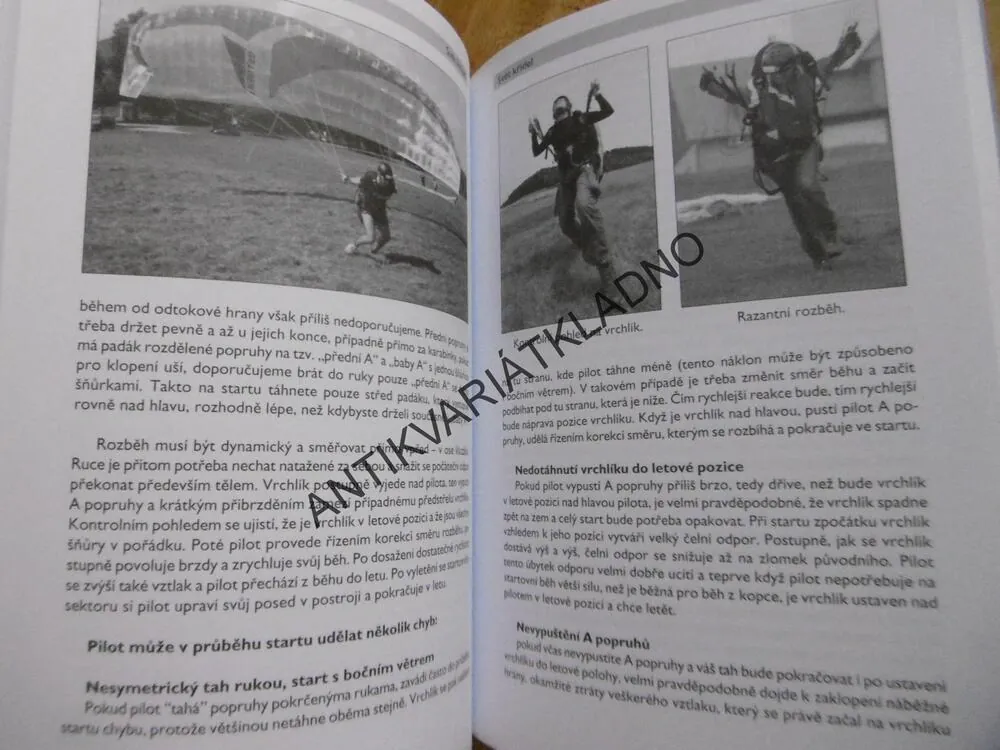 PARAGLIDING, RICHARD PLOS, **an