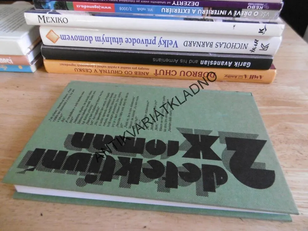 PŘÍPAD NAŘÍKAJÍCÍ VLAŠTOVKY, PŘÍPAD ŠOKOVANÝCH DĚDICŮ, ERLE STANLEY GARDNER, **an
