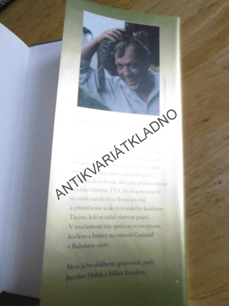 SLADKÁ POMSTA, JONAS JONASSON, **an