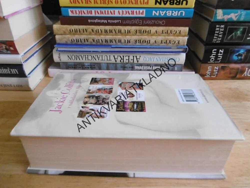 MILÁČEK ŽEN, JACKIE COLLINS, **an