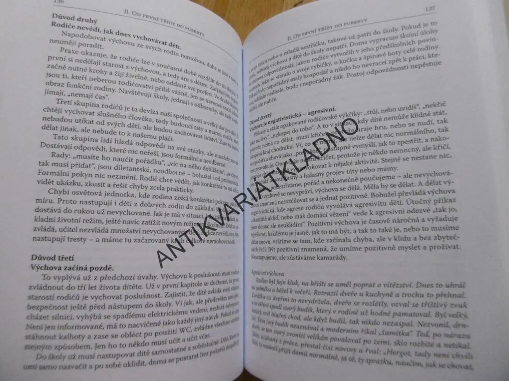 JAK ŽÍT A NEZBLÁZNIT SE, LIDMILA PEKAŘOVÁ, **an