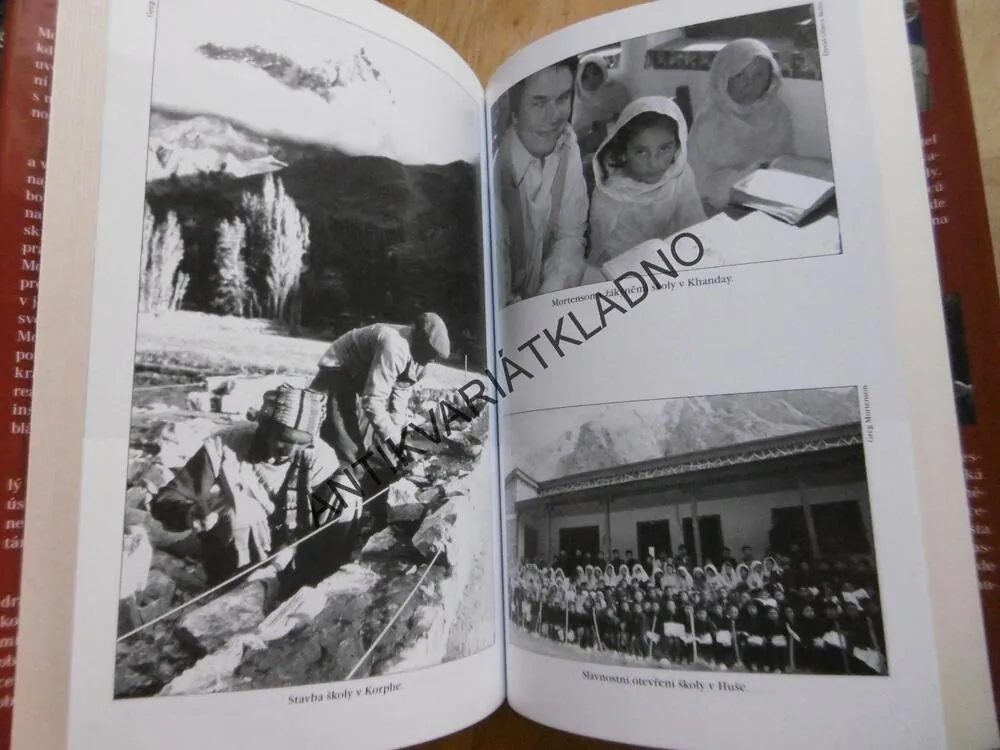 TŘI ŠÁLKY ČAJE, GREG MORTENSON, DAVID OLIVER RELIN, **an