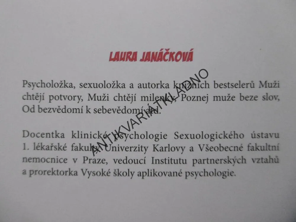 PARTNERSKÉ VZTAHY, JAK NETŮSTAT SÁM A NAHÝ, LAURA JANÁČKOVÁ