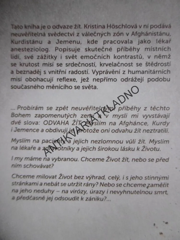 LÉKAŘEM MEZI POUŠTÍ A MINAMI, KRISTINA HÖSCHLOVÁ, **an