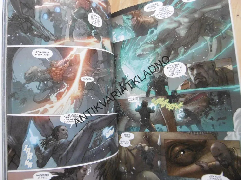 AQUAMAN 5, ZLOMENÁ KORUNA, **an